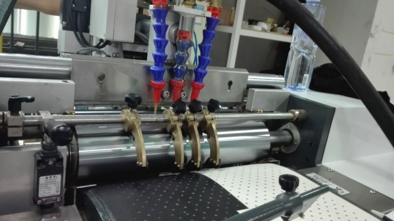 undefined 太阳集团tyc4633|全自动制盒机|天地盖成型机|全自动礼品盒机|-太阳集团tyc4633机械