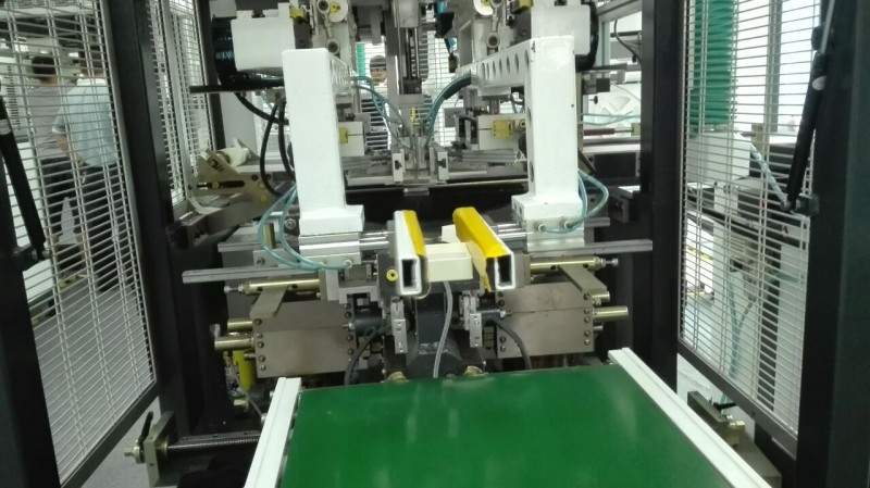 undefined 太阳集团tyc4633|全自动制盒机|天地盖成型机|全自动礼品盒机|-太阳集团tyc4633机械