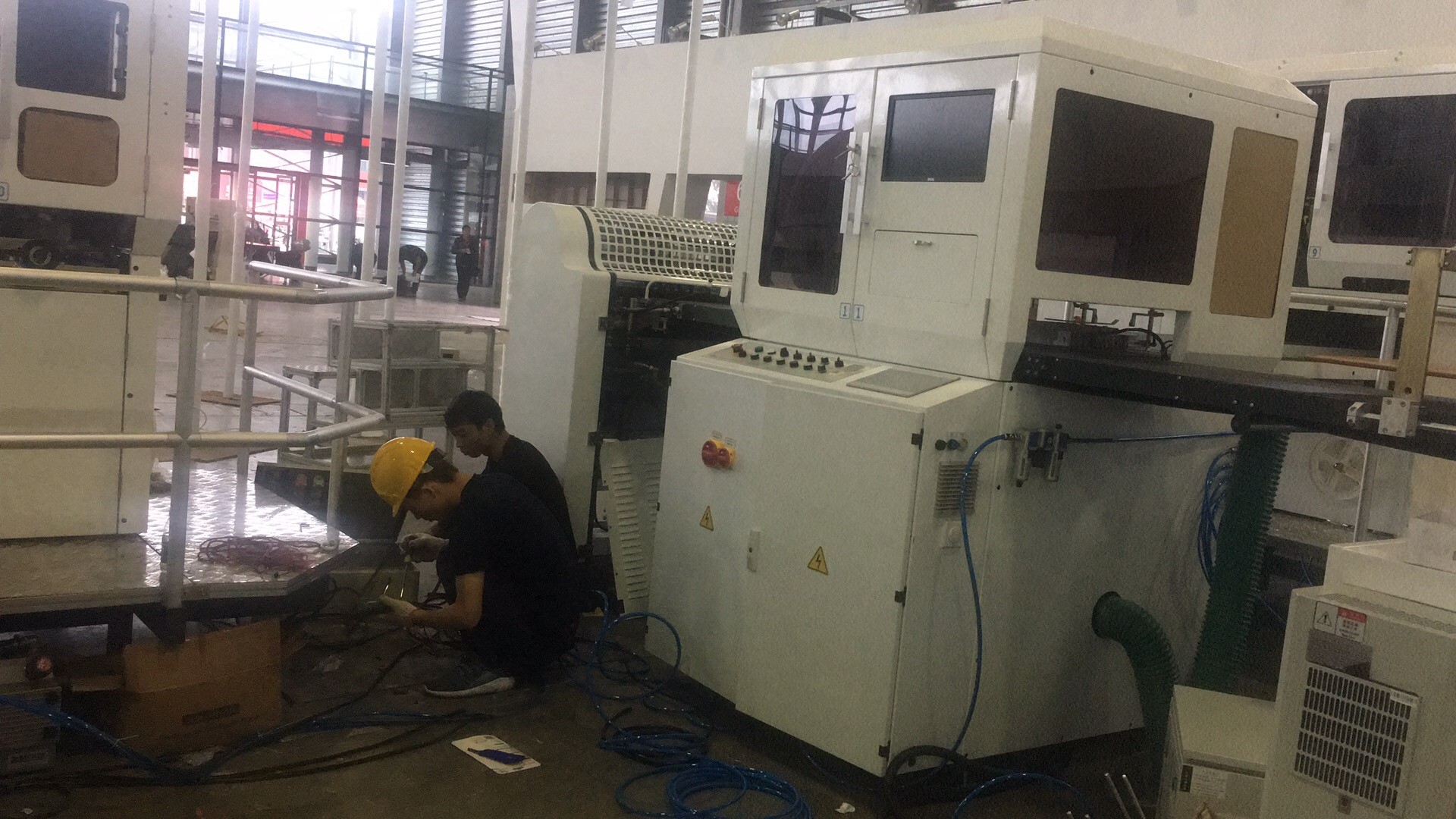 1540192165571037.jpg Rigid box making machine, Rigid box maker, Rigid box line